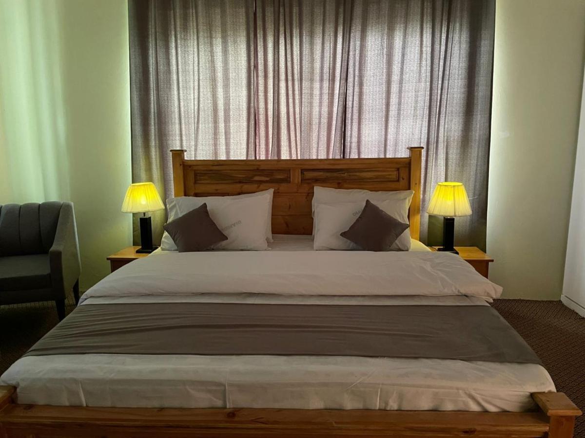 Skardu Saraye Hotel & Resort Екстер'єр фото