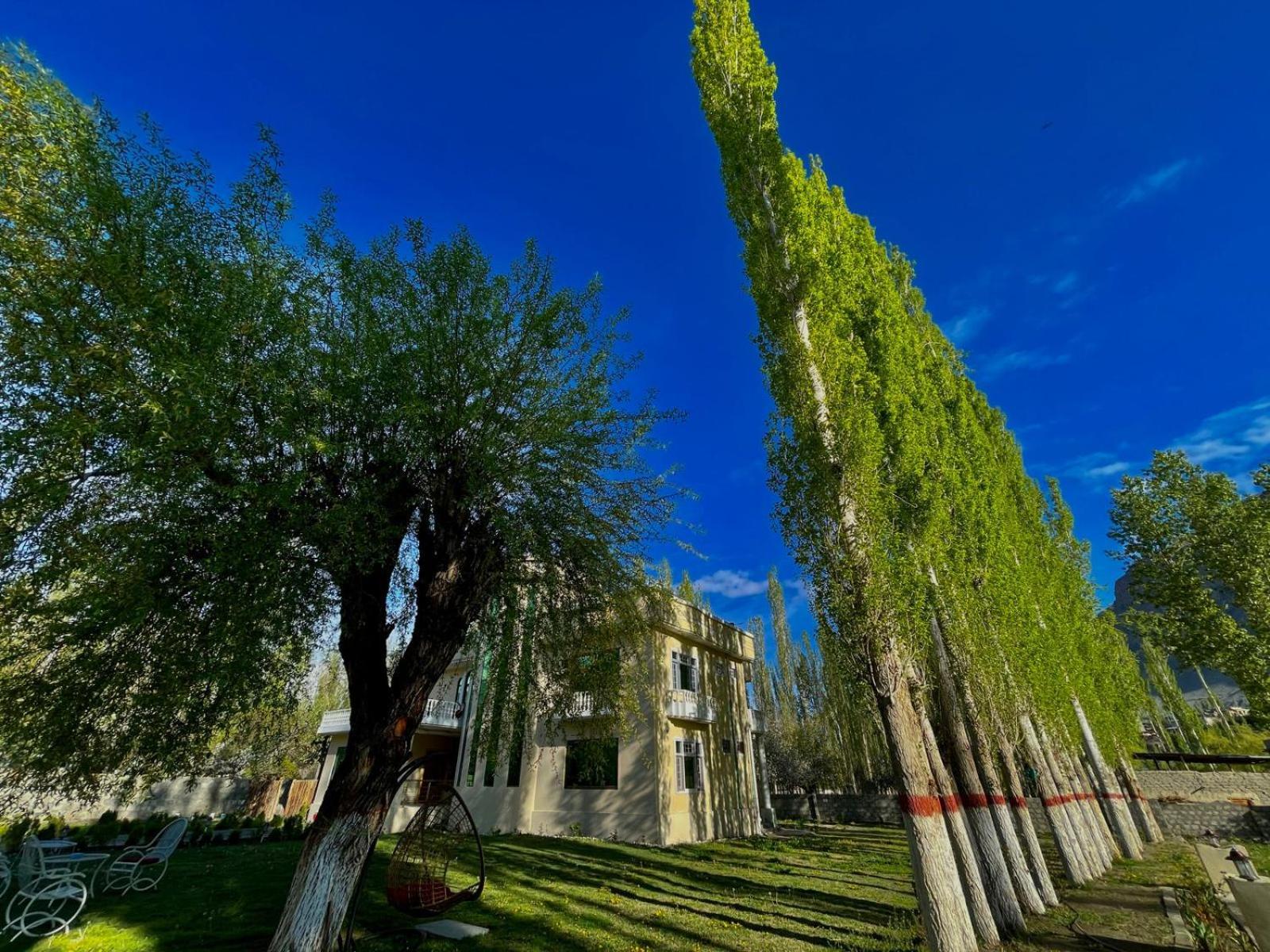 Skardu Saraye Hotel & Resort Екстер'єр фото