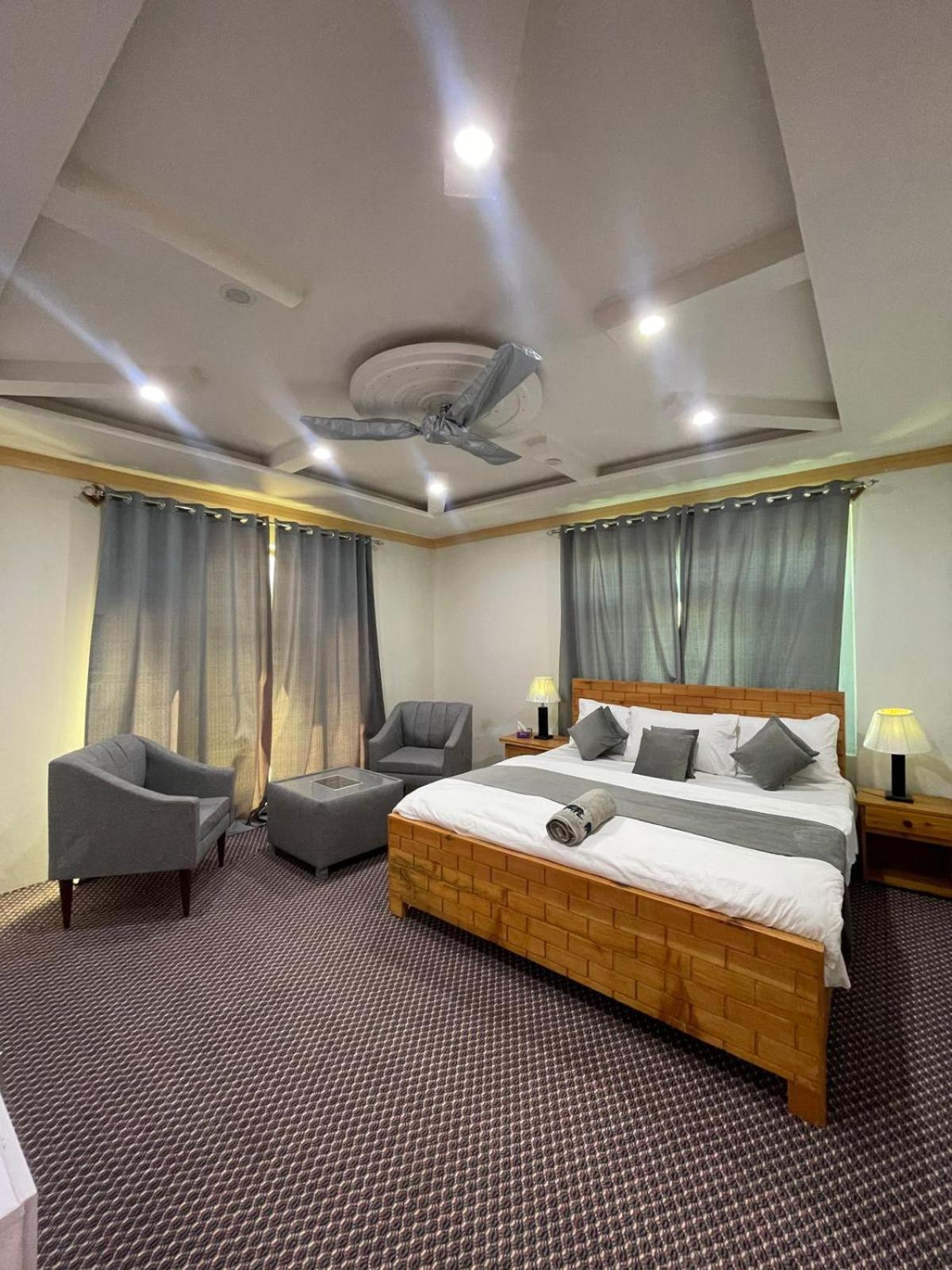 Skardu Saraye Hotel & Resort Екстер'єр фото